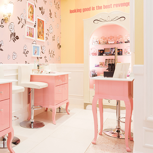 Benefit, Westgate