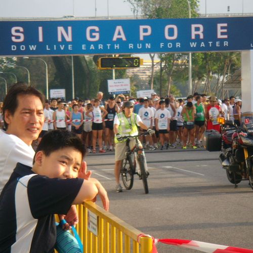 Dow Live Earth Run For Water