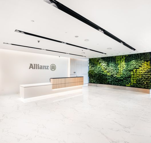 Allianz, 79 Robinson